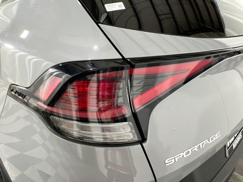 Used 2024 Kia Sportage X-Line w/ X-Line Premium Package AWD/4WD image 16