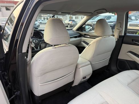 Used 2019 Nissan Altima 2.5 S FWD image 34