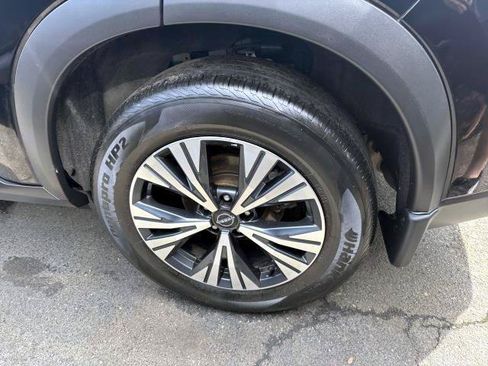 Certified 2022 Nissan Rogue SV AWD/4WD image 6