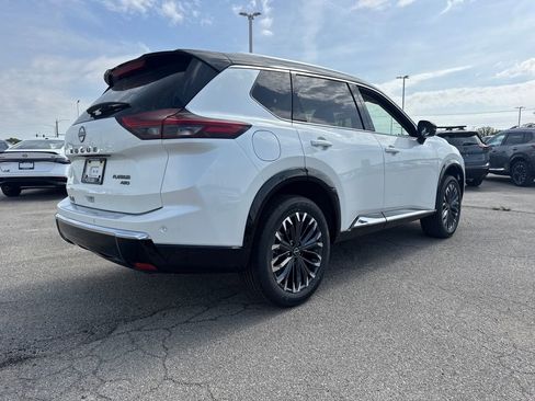 New 2026 Nissan Rogue Platinum image 7