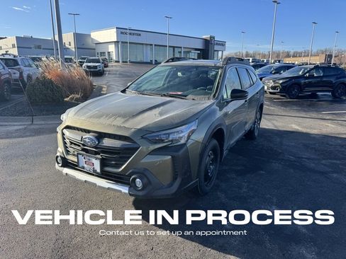 Used 2025 Subaru Outback Limited image 7