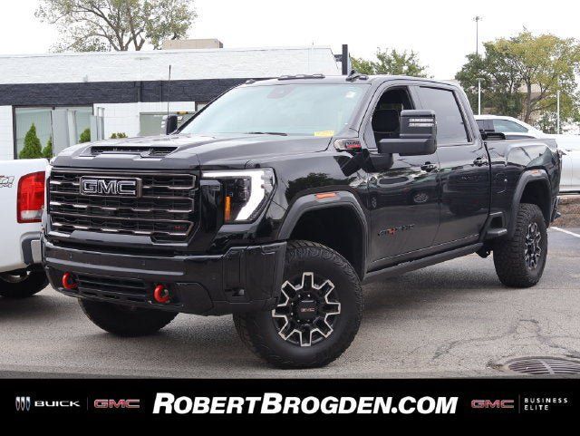 Used 2026 GMC Sierra 2500 AT4X w/ LPO, Black Badging Package AWD/4WD image 1