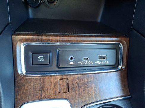 Certified 2025 Subaru Ascent Touring image 23