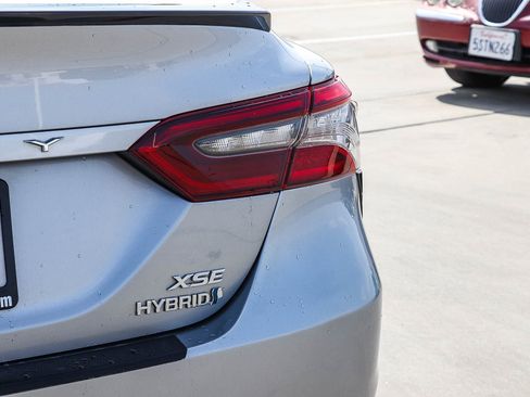 Used 2021 Toyota Camry XSE w/ Navigation Upgrade Package FWD image 8