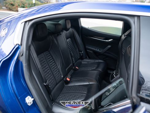 Used 2019 Maserati Ghibli S GranSport image 17