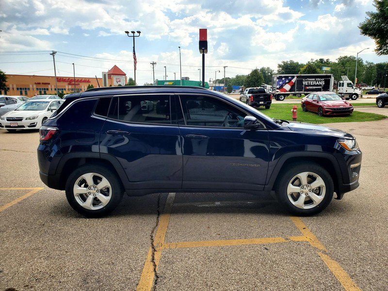 Used 2021 Jeep Compass Latitude FWD image 4