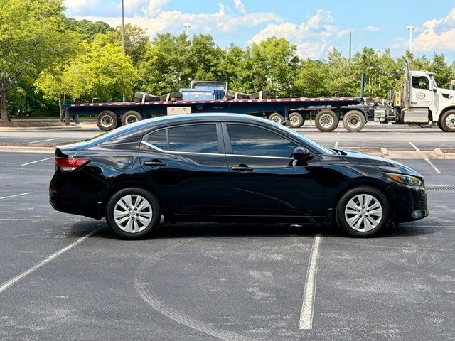 Used 2025 Nissan Sentra S FWD image 9