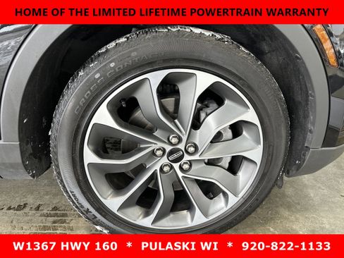 Used 2023 Lincoln Nautilus Reserve w/ Luxury Package AWD/4WD image 2