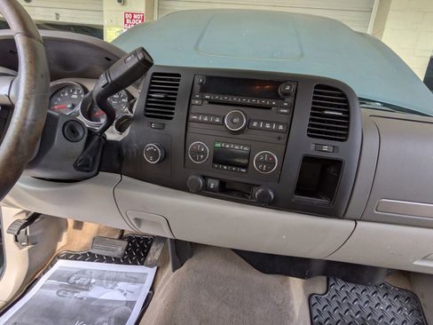 Used 2013 GMC Sierra 1500 SLE w/ Power Tech Package AWD/4WD image 19