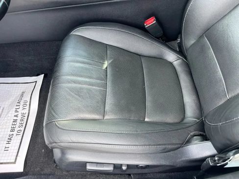 Used 2020 Honda Accord Touring image 24