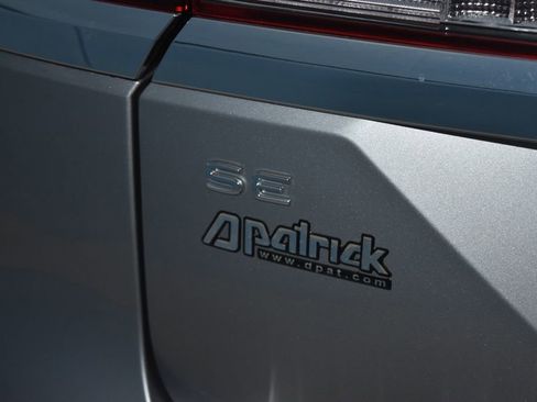 Certified 2025 Volkswagen Atlas SE image 24