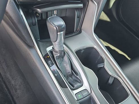 Used 2019 Honda Accord Sport image 28