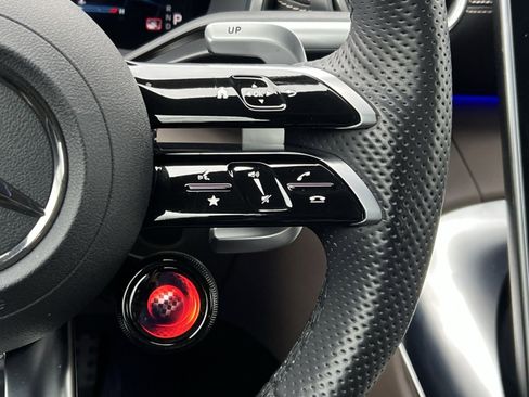 Certified 2023 Mercedes-Benz SL 63 AMG 4MATIC image 31