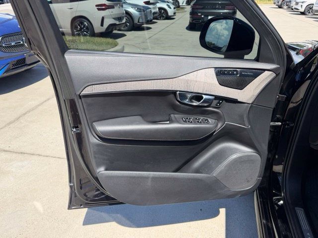 Used 2022 Volvo XC90 T6 Inscription w/ Advanced Package AWD/4WD image 12