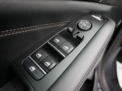 Used 2026 BMW X5 xDrive40i image 16