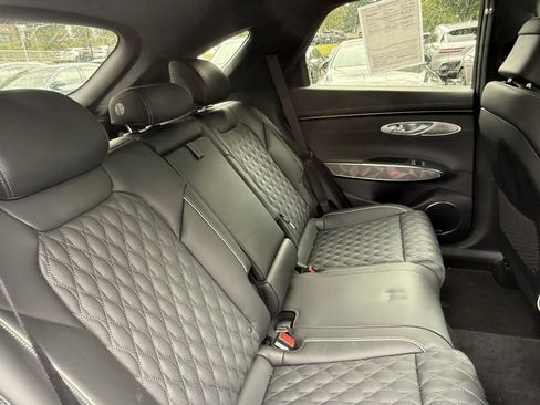 Used 2025 Genesis GV70 3.5T Sport w/ Sport Advanced Package image 14