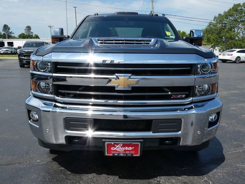 Certified 2019 Chevrolet Silverado 2500 LTZ w/ Duramax Plus Package AWD/4WD image 11
