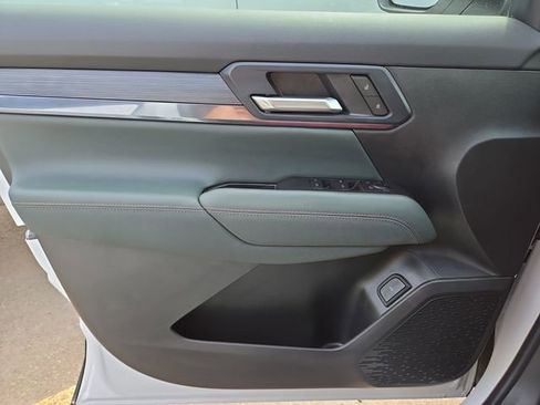 New 2026 GMC Terrain AT4 image 16