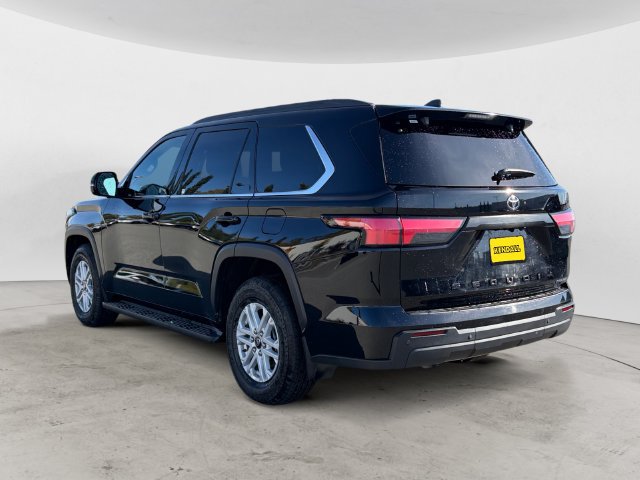 Used 2026 Toyota Sequoia SR5 w/ SR5 Premium Package AWD/4WD image 7