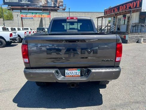 Used 2017 RAM 2500 Big Horn w/ Night Special Edition AWD/4WD image 6