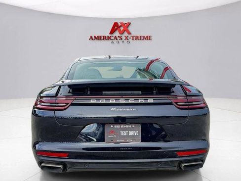Used 2017 Porsche Panamera 4 AWD/4WD image 4