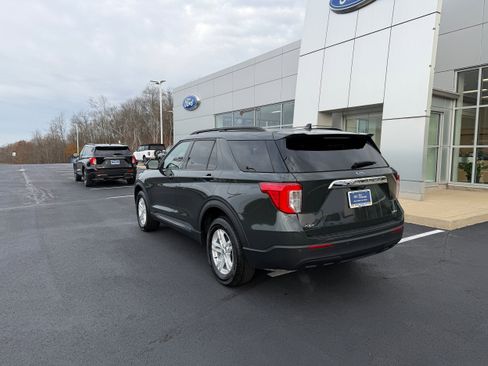 Certified 2023 Ford Explorer XLT image 8