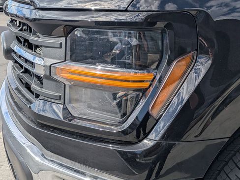 Used 2025 Ford F150 XLT w/ Equipment Group 301A Standard image 12