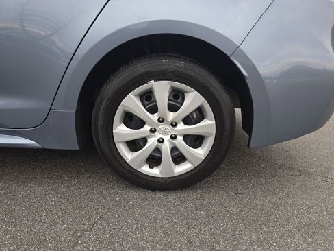 Used 2023 Toyota Corolla LE image 35
