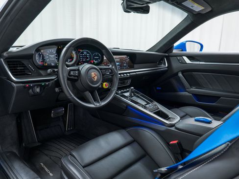 Certified 2023 Porsche 911 Turbo image 15