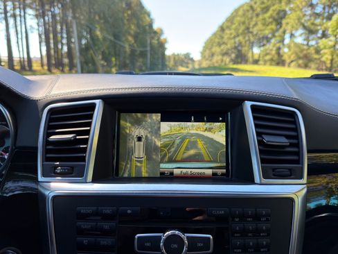 Used 2014 Mercedes-Benz GL 63 AMG 4MATIC image 5