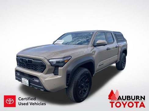 Certified 2026 Toyota Tacoma TRD Off-Road w/ TRD Off Road Premium Package AWD/4WD image 4
