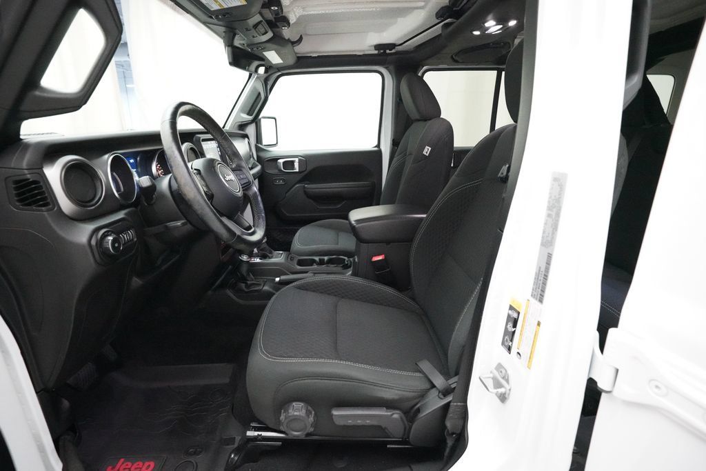 Used 2021 Jeep Wrangler Unlimited Sport AWD/4WD image 7