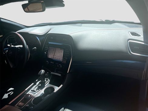Used 2023 Nissan Maxima SR w/ Sport Mat Group image 31