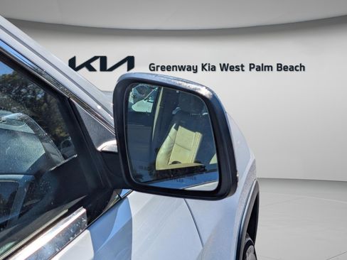 Used 2019 Jeep Grand Cherokee Limited image 31