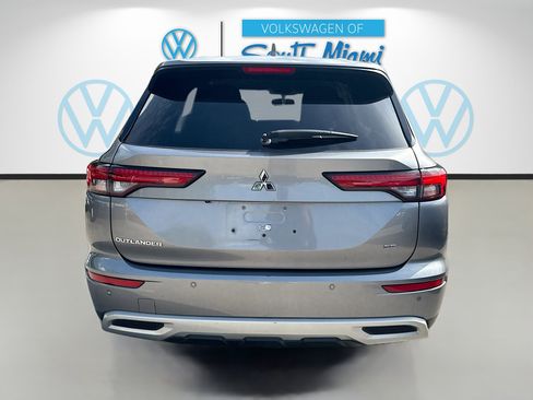 Used 2022 Mitsubishi Outlander SEL Black Edition FWD image 6