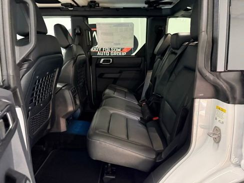 New 2025 Ford Bronco Badlands image 15