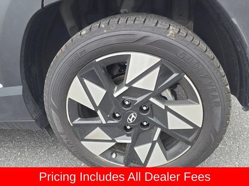 Certified 2025 Hyundai Kona SEL FWD image 5