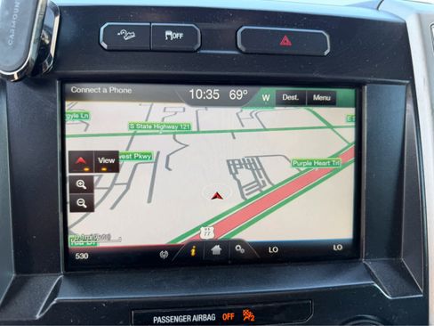 Used 2015 Ford F150 Lariat image 13