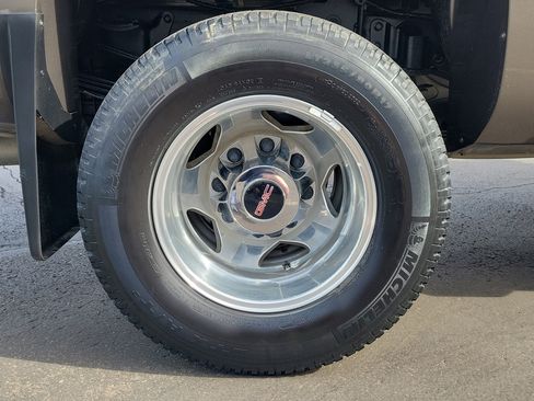 Used 2015 GMC Sierra 3500 Denali w/ Duramax Plus Package image 5