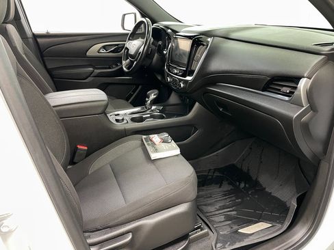 Certified 2022 Chevrolet Traverse LT image 38