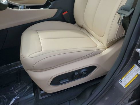 New 2025 Jeep Grand Cherokee Limited w/ Black Appearance Package image 22