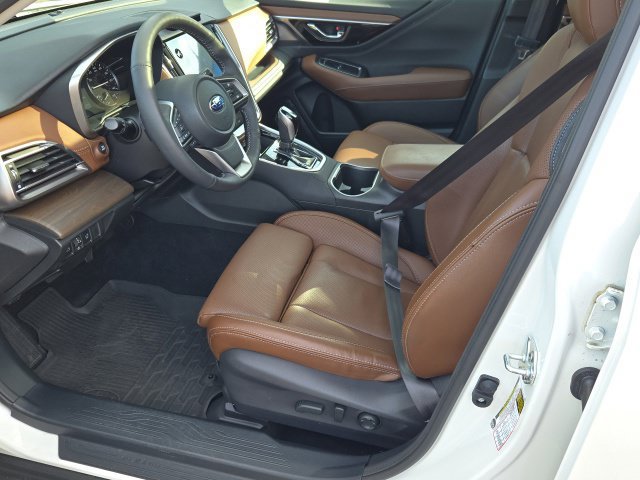 Certified 2025 Subaru Outback Touring XT AWD/4WD image 14