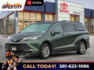 Certified 2026 Toyota Sienna XLE FWD video 1