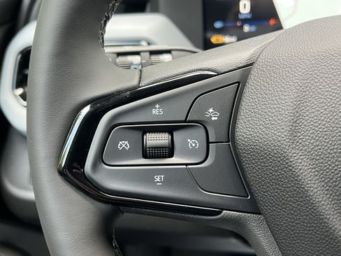 New 2027 Chevrolet Bolt RS FWD image 20