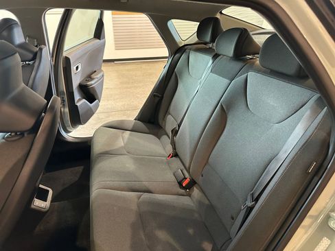 Used 2025 Kia K4 LXS image 38