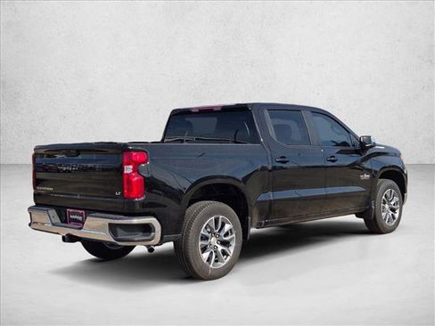 New 2026 Chevrolet Silverado 1500 LT image 2