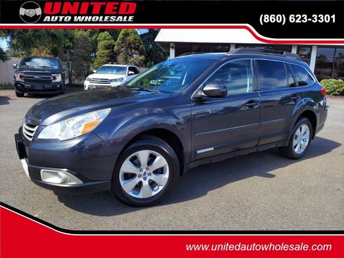 Used 2012 Subaru Outback 2.5i Limited w/ Moonroof Pkg AWD/4WD image 1