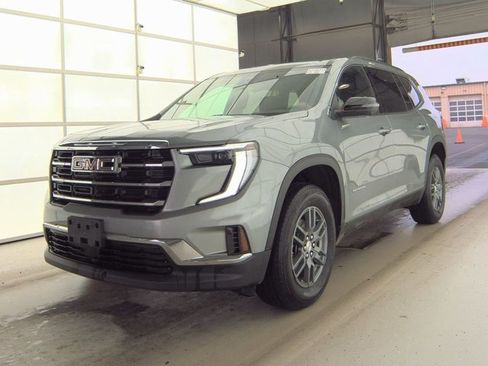 Used 2025 GMC Acadia Elevation image 1