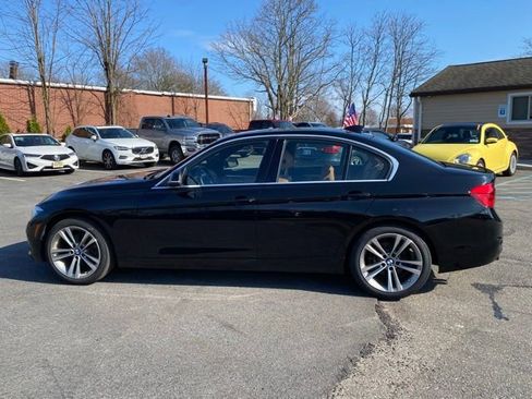 Used 2018 BMW 330i xDrive Sedan w/ Convenience Package image 8