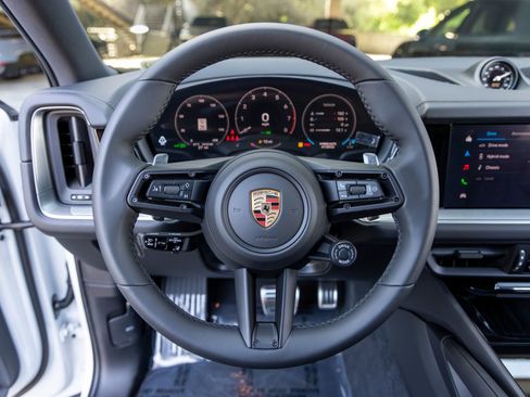 New 2026 Porsche Cayenne S AWD/4WD image 32